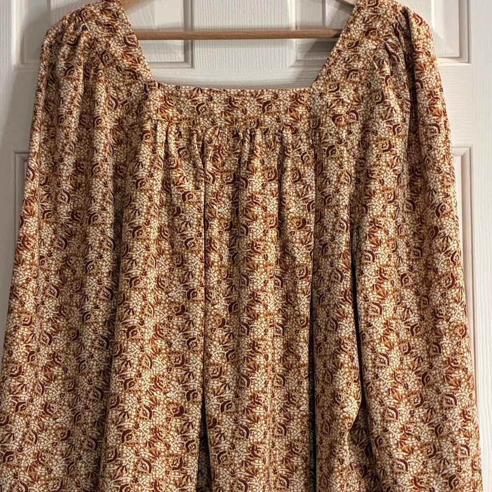 Wonderly Floral Blouse - Brown and Cream - Picture 5 of 9